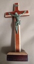 Cristo Metal / Cruz Madera 590